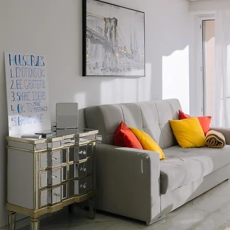 Panoramic Apartment *